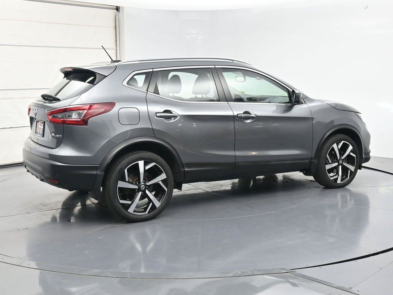 Certified 2021 Nissan Rogue Sport SL w/ Premium Package AWD/4WD image 25