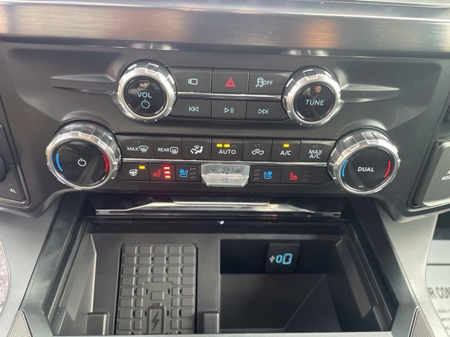 New 2026 Ford F250 Lariat AWD/4WD image 16