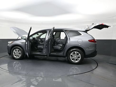 Used 2020 Buick Enclave Essence w/ Sound and Sites Package FWD image 29