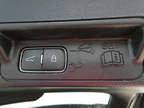 Certified 2023 Ford Explorer XLT w/ Equipment Group 202A image 18