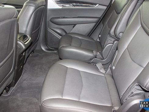 Certified 2025 Cadillac XT6 Premium Luxury image 19
