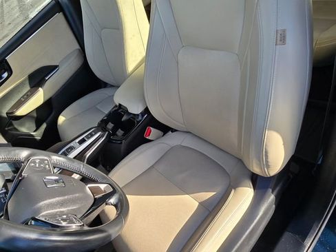 Used 2018 Honda Clarity Touring image 25