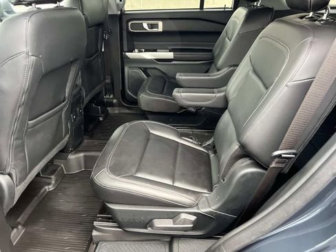 Certified 2023 Ford Explorer XLT w/ Equipment Group 202A image 14