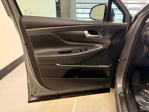 Used 2021 Hyundai Santa Fe Limited image 10