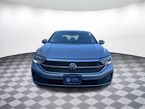 Certified 2024 Volkswagen Jetta SE FWD image 6