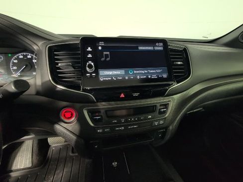 Used 2024 Honda Ridgeline TrailSport image 18