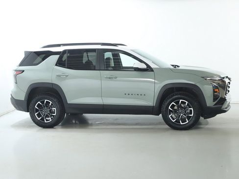 Used 2025 Chevrolet Equinox ACTIV w/ Safety and Technology Package image 11