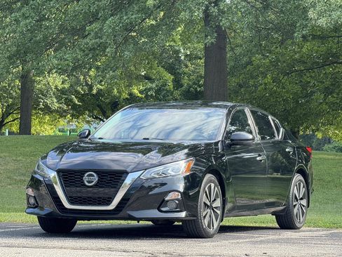 Used 2019 Nissan Altima 2.5 SL AWD/4WD image 3