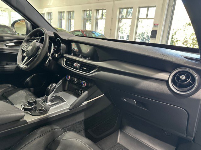 Used 2018 Alfa Romeo Stelvio Ti Sport AWD/4WD image 56