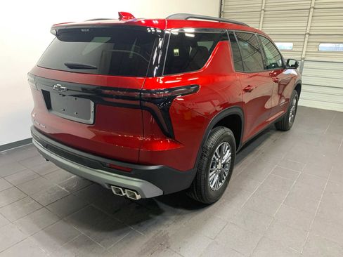 New 2026 Chevrolet Traverse LT w/ Driver Confidence Package AWD/4WD image 3