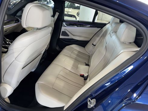 Used 2019 BMW 540i image 15