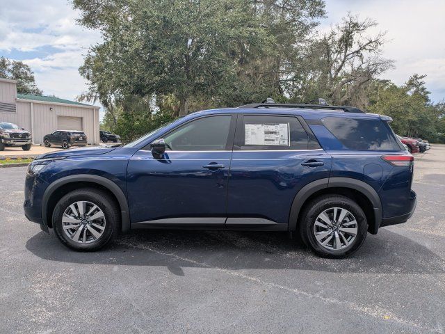 New 2026 Nissan Pathfinder SL AWD/4WD image 7