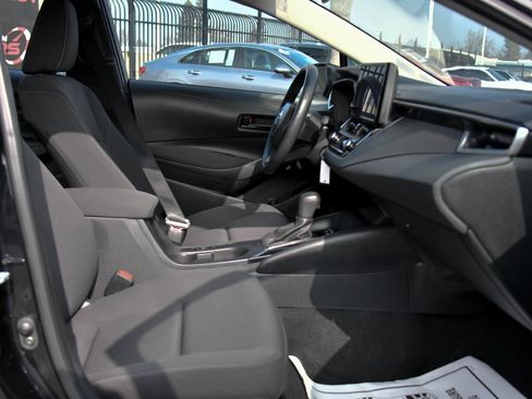 Used 2024 Toyota Corolla LE image 42