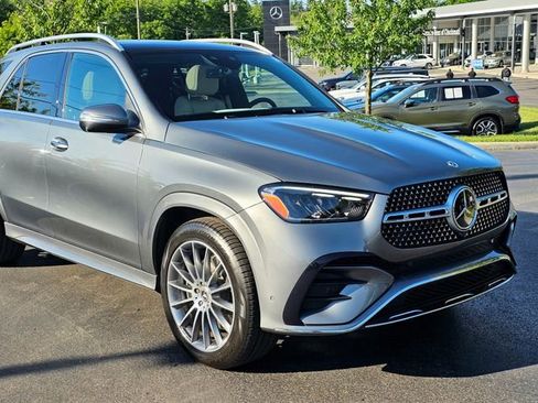 New 2026 Mercedes-Benz GLE 450 4MATIC image 2
