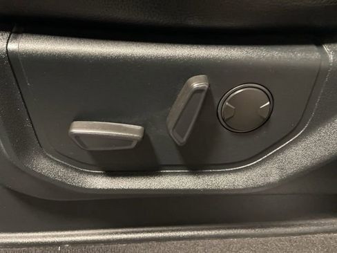 Used 2020 Ford F250 Lariat w/ Lariat Ultimate Package image 24