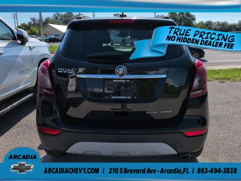 Used 2021 Buick Encore Preferred FWD image 5