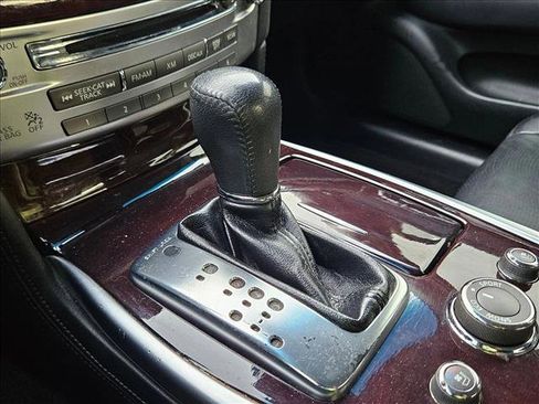 Used 2013 INFINITI M37 w/ Premium Pkg RWD image 11