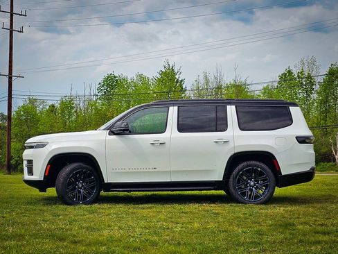 New 2026 Jeep Grand Wagoneer 4WD image 6