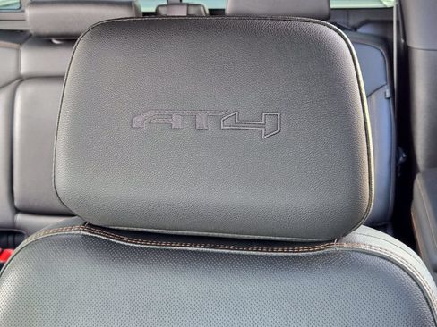 Used 2022 GMC Sierra 1500 AT4 w/ AT4 Preferred Package AWD/4WD image 22