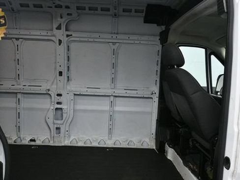 Used 2023 RAM ProMaster 2500 FWD image 10
