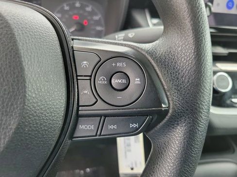 Used 2024 Toyota Corolla LE image 18