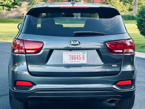 Used 2020 Kia Sorento LX FWD image 9