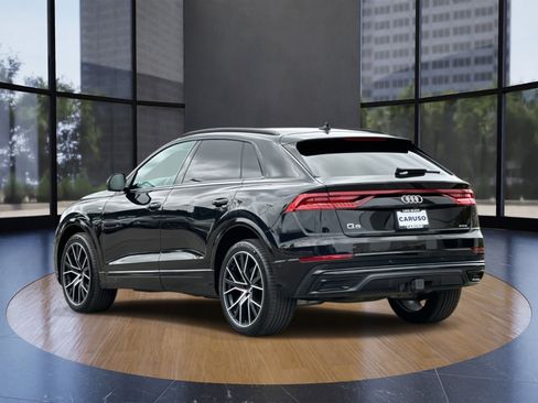 Used 2021 Audi Q8 Premium Plus w/ Premium Plus Package image 5