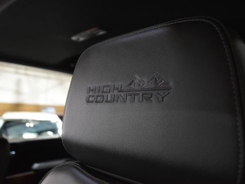 Used 2023 Chevrolet Silverado 3500 High Country w/ Z71 Off-Road Package AWD/4WD image 45