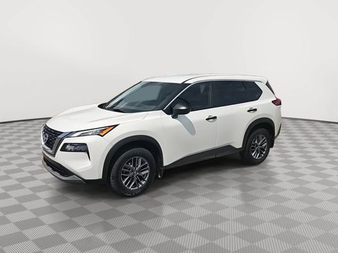 Used 2023 Nissan Rogue S AWD/4WD image 4