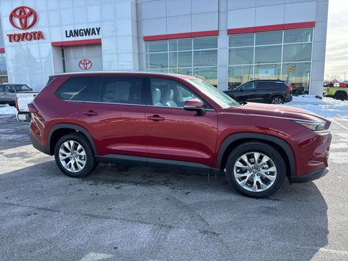 New 2026 Toyota Grand Highlander Limited AWD/4WD image 2