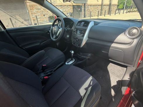 Used 2018 Nissan Versa SV image 11