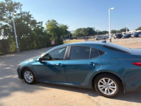 Used 2026 Toyota Camry LE FWD image 8