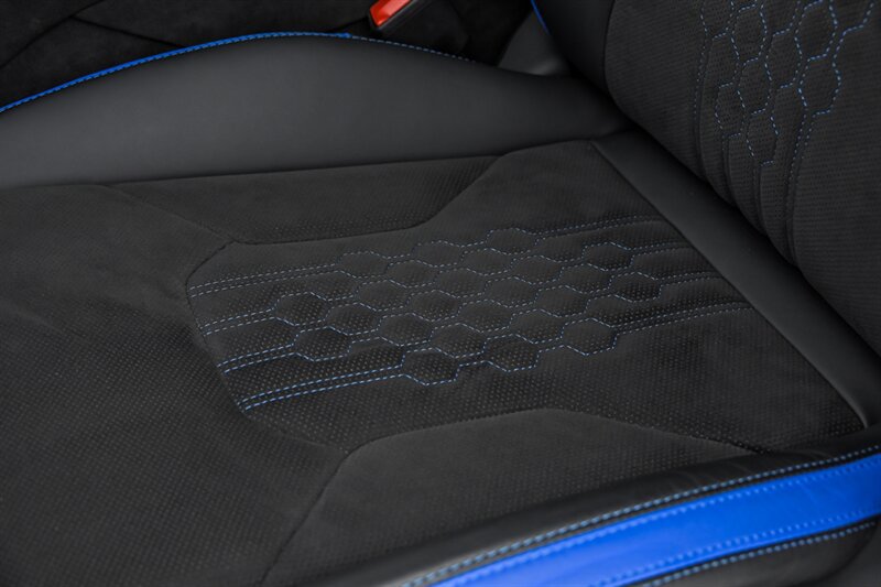 Used 2024 Lamborghini Urus S AWD/4WD image 29