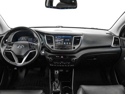 Used 2018 Hyundai Tucson Limited w/ Ultimate Package 02 image 8