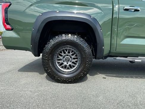 Used 2023 Toyota Tundra Limited AWD/4WD image 10