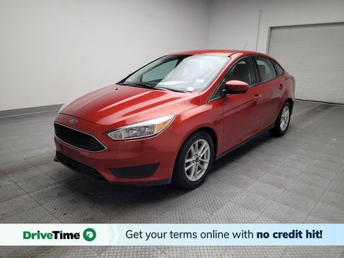 Used 2018 Ford Focus SE FWD image 1