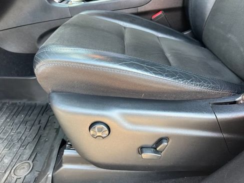 Used 2021 Jeep Grand Cherokee Laredo X AWD/4WD image 11