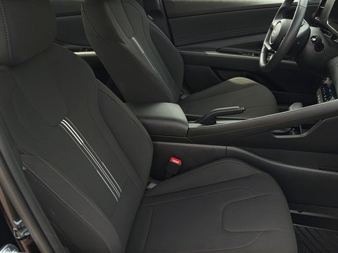 Certified 2026 Hyundai Elantra Sport FWD image 24