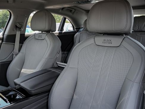 New 2025 Bentley Flying Spur Plug-In Hybrid image 21