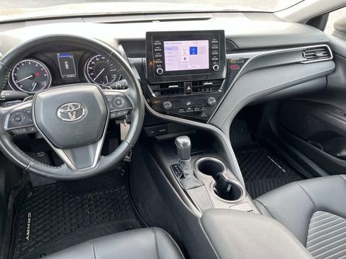 Used 2023 Toyota Camry SE FWD image 13