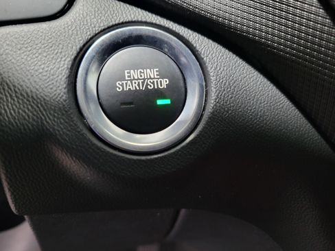 Certified 2022 Chevrolet Equinox RS w/ RS Leather Package image 21