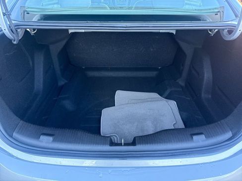 Used 2018 Chevrolet Cruze LS image 22