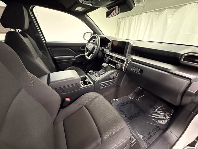 Certified 2026 Toyota 4Runner SR5 AWD/4WD image 9