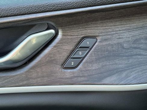 New 2026 Jeep Grand Cherokee L Limited w/ Limited Altitude Package image 24