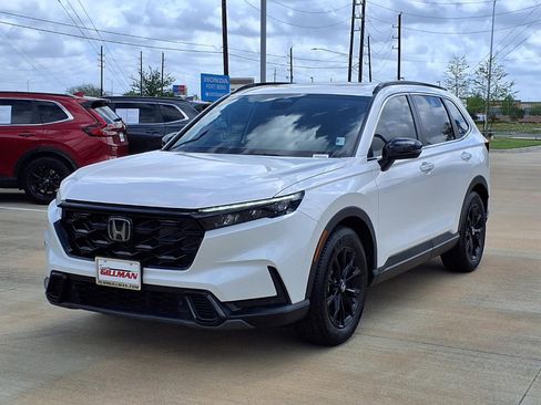 Certified 2025 Honda CR-V Sport-L image 4
