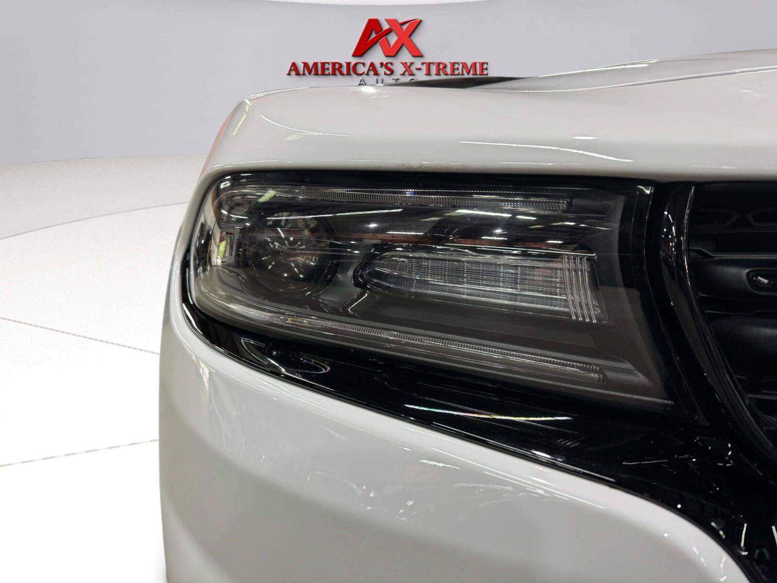 Used 2018 Dodge Charger R/T w/ Plus Group RWD image 12