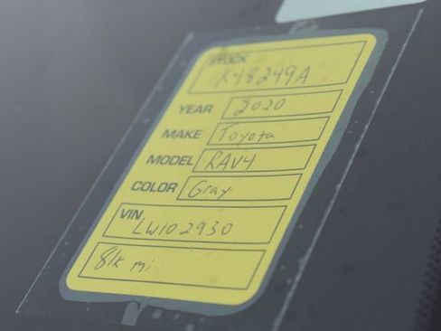 Used 2020 Toyota RAV4 XLE w/ XLE Grade Weather Package image 14