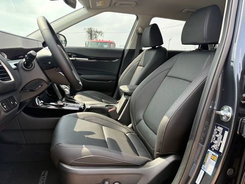 New 2026 Kia Seltos EX FWD image 11