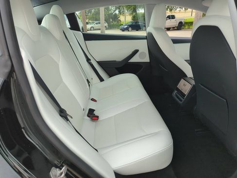Used 2024 Tesla Model 3 Standard Range RWD image 24