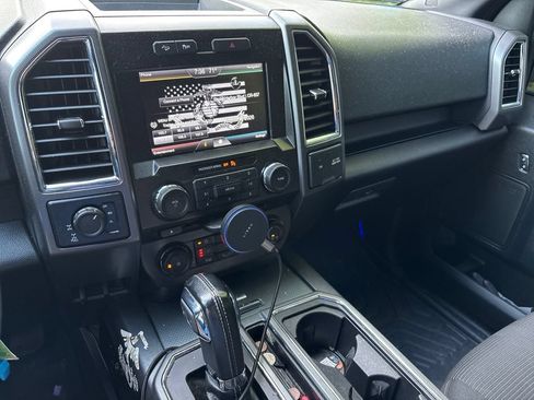 Used 2015 Ford F150 XLT w/ Equipment Group 302A Luxury AWD/4WD image 7